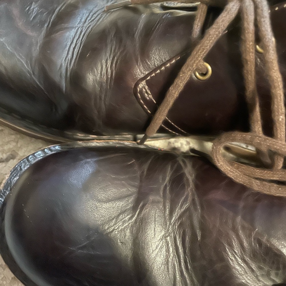 UGG Men's Dark Brown Chukka Boots - Picture 5 of 13